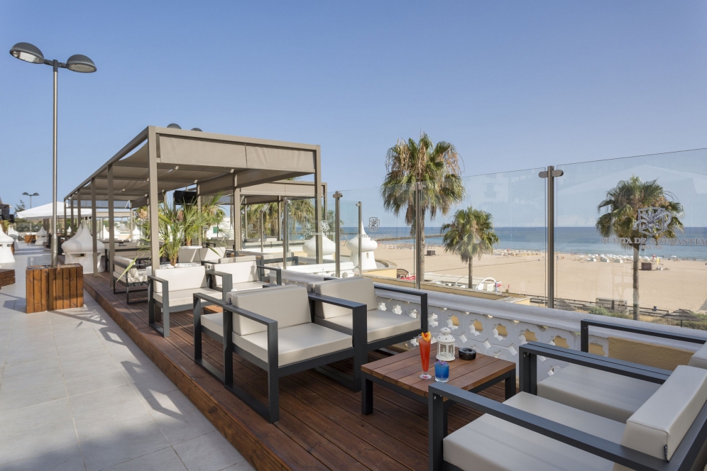 AP Oriental Beach Hotel